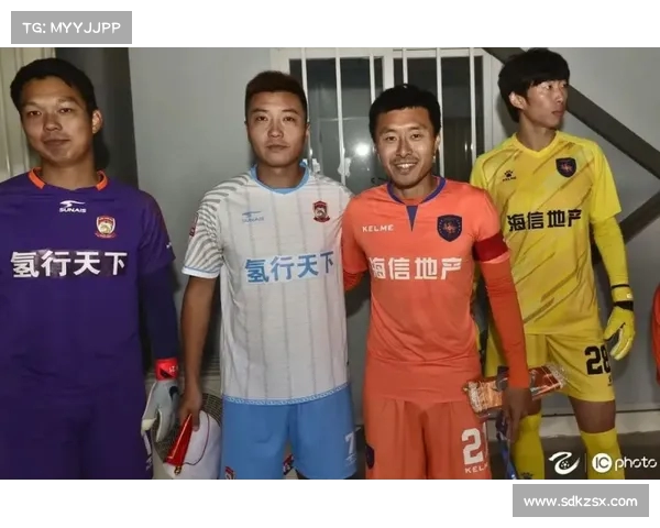翟晓川晒与郭艾伦合照:回忆起青春岁月,依然是那对帅气兄弟(翟晓川郭艾伦友情) 翟晓川晒与郭艾伦合照:回忆起青春岁月,依然是那对帅气兄弟(翟晓川郭艾伦友情)